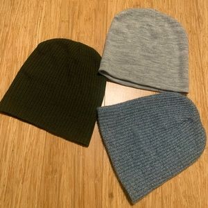 Set of three beanies/hats